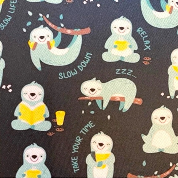 NWOT Adorable Sloth Black & Blue Mousepad - Picture 2 of 4